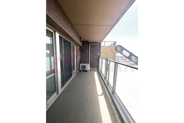 slide01